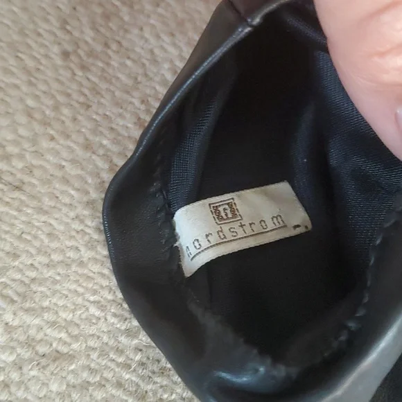 Vintage Black Nordstrom Leather Gloves - Picture 3 of 9